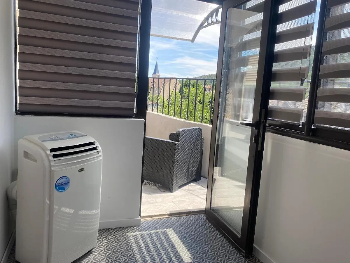 Appartement Nid Cocooning à Uzer  0*, Uzer (Ardeche) France